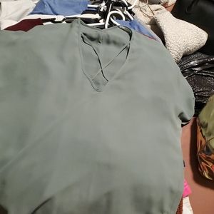 Nice green shirt short sleeve